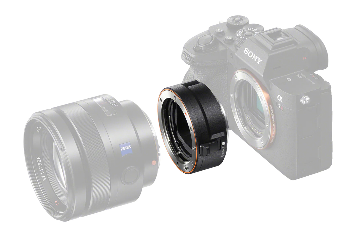 海外で、35mmフルサイズセンサー対応のAマウントアダプター「LA-EA5