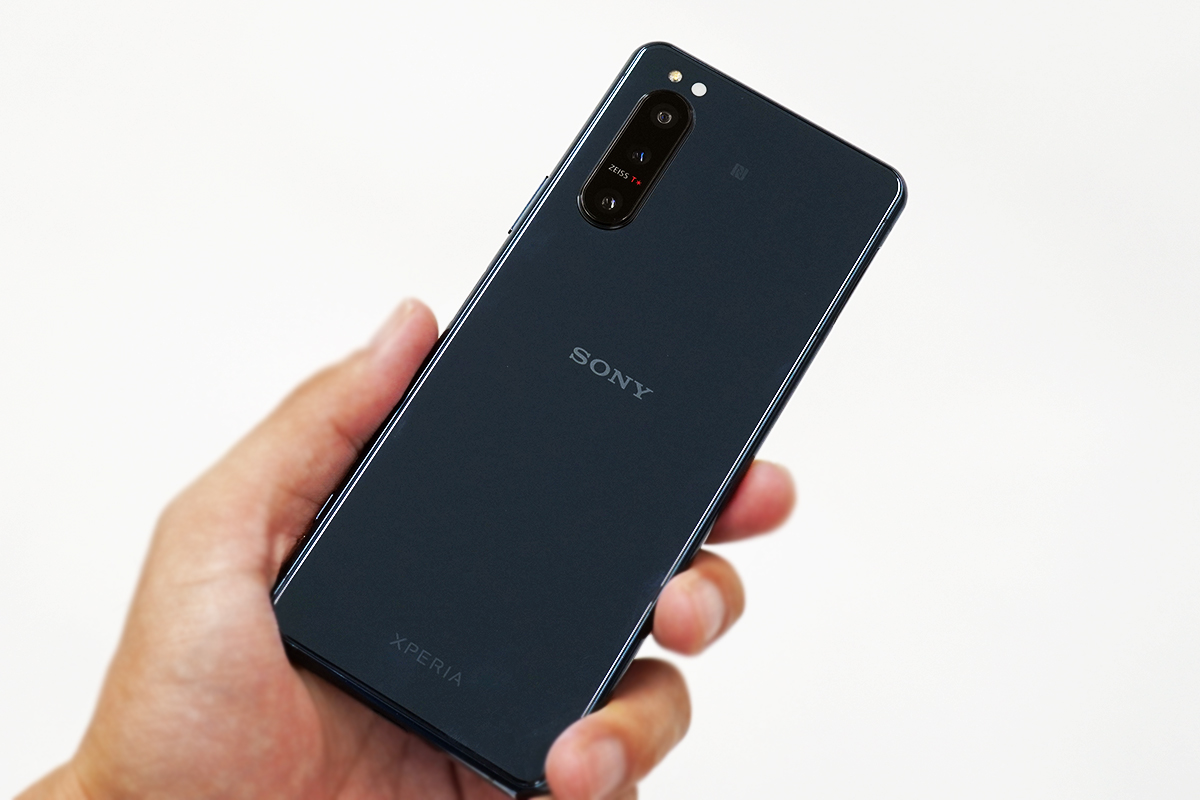 ハイエンド機能をコンパクトボディに詰め込んだ 5G対応 SIMフリーモデル「Xperia 5 II (XQ-AS42)」。カメラ、オーディオ、ゲームや機能性能をチェックする。  - ソニーが基本的に好き。| ソニーショップくんこく