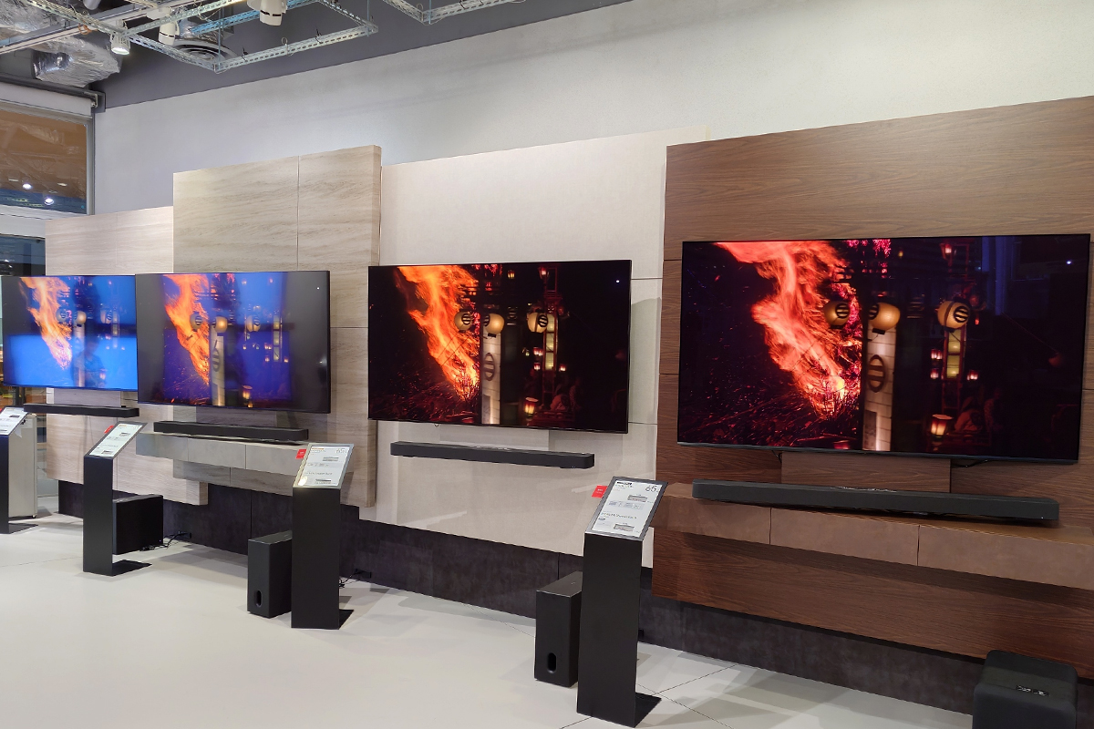 BRAVIA 8 II XR80M2シリーズ ソニーストア展示