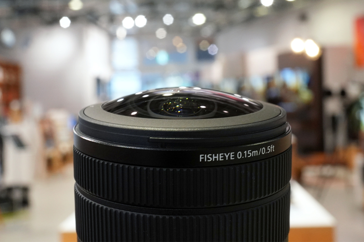 SEL814Gの鏡筒側面。FISHEYE 0.15m/0.22xの刻印