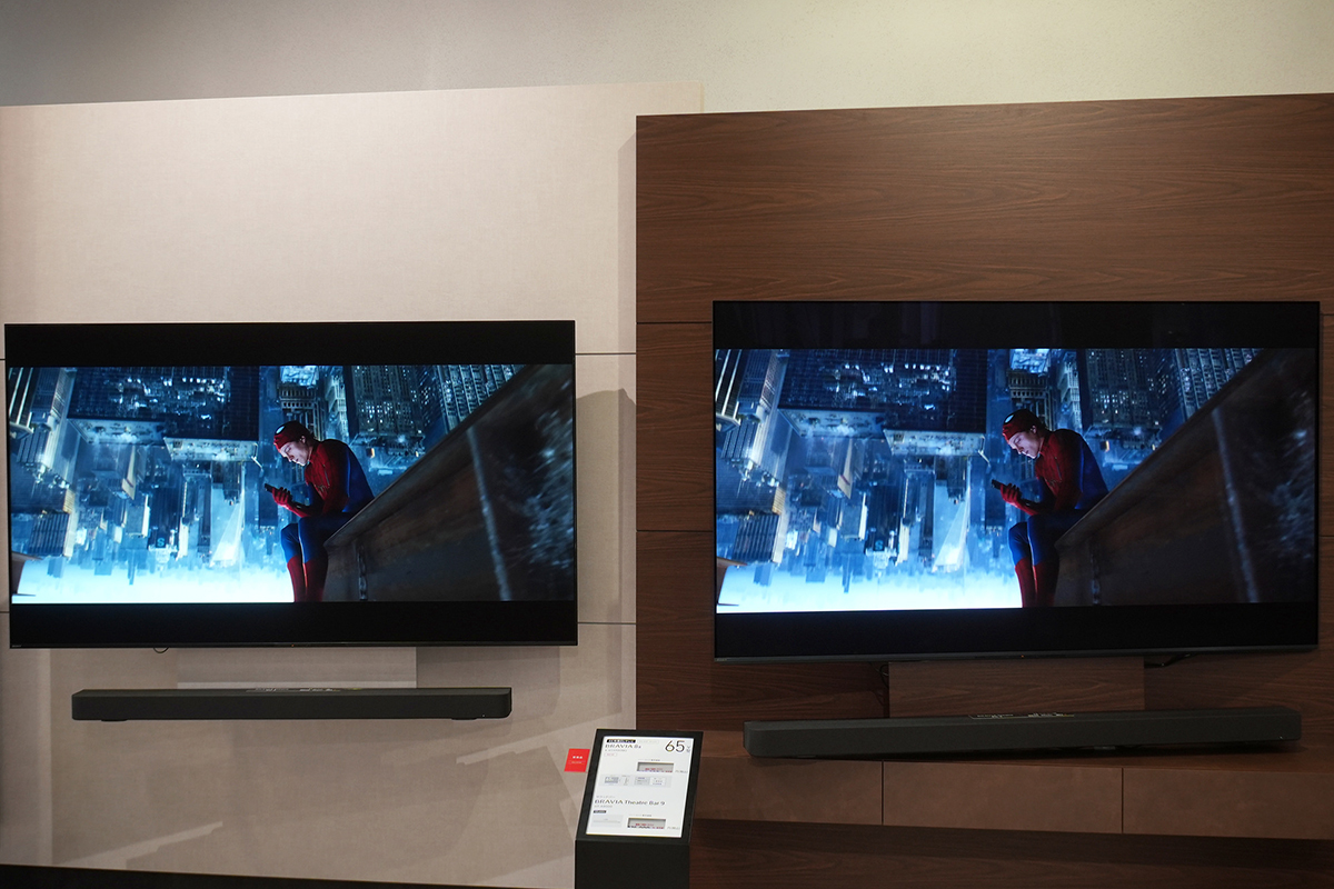 BRAVIA 8 II K-65XR80M2 壁掛け展示