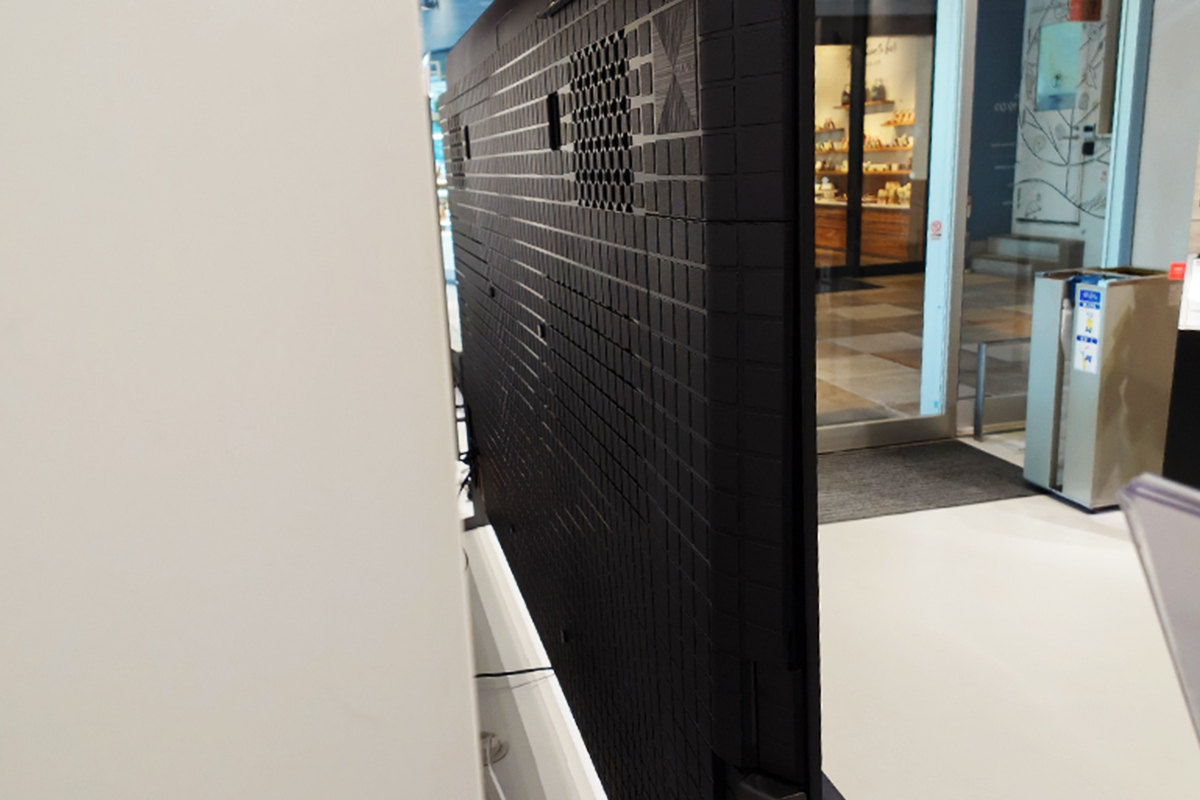 BRAVIA 8 II XR80M2シリーズ 背面